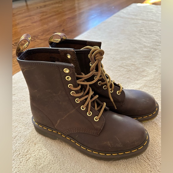 New size 6M 7L Dr. Martens 1460 Crazy Horse Leather Boot - Picture 5 of 9